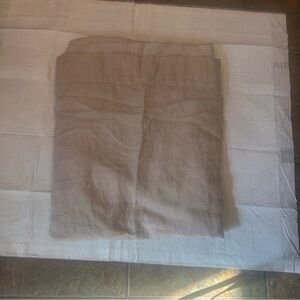 Pottery Barn Curtain Panel 1 Linen  50x84” Light Filtering Minimalist